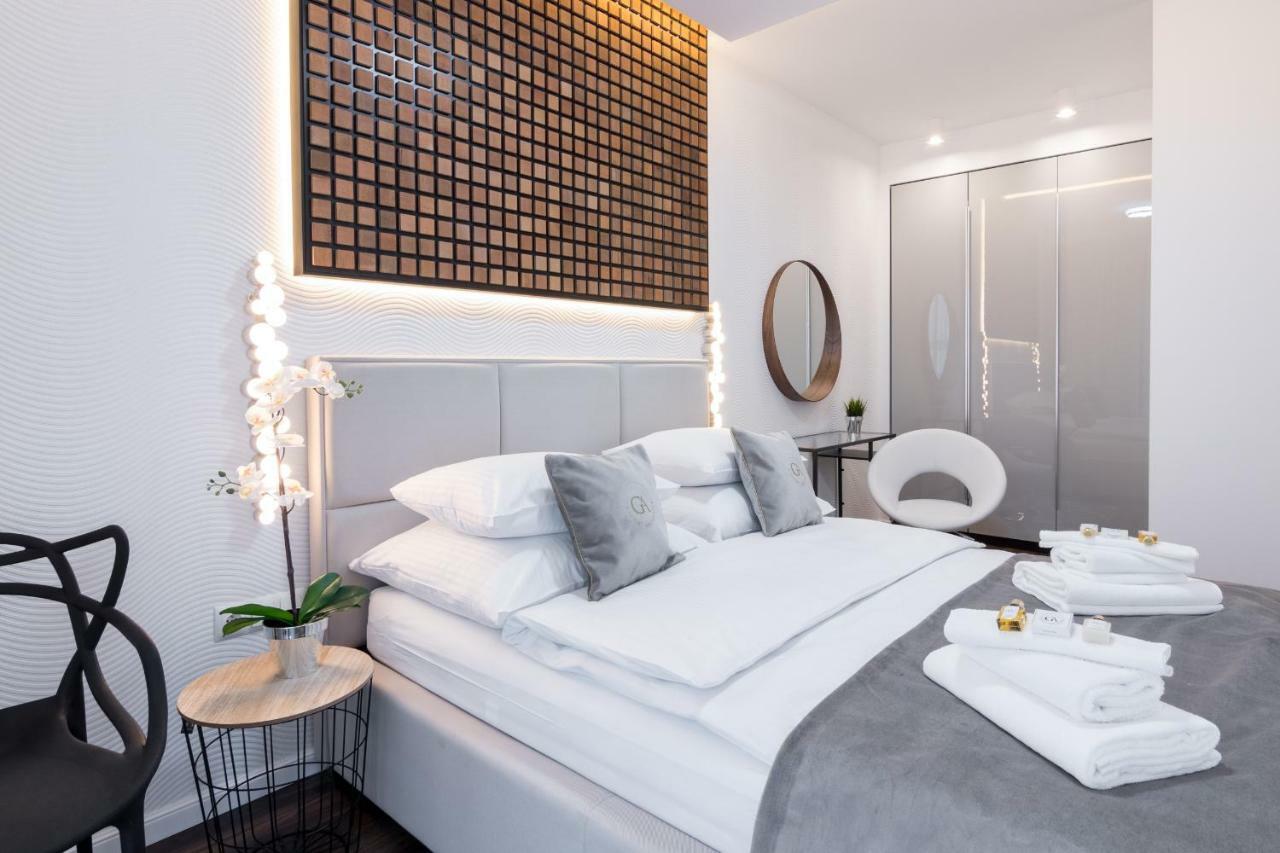 Ga Luxury Apartments W19 Krakow Bagian luar foto